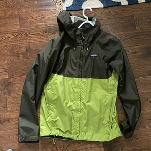 Patagonia mens rain coat